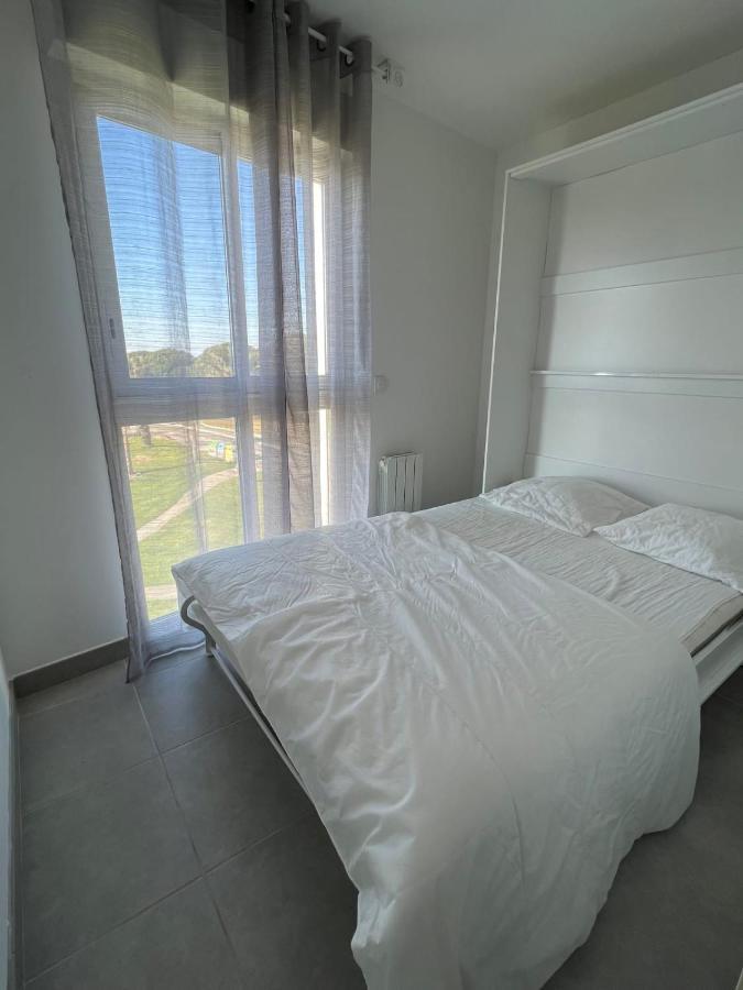 Les Pieds Dans Le Sable Appartement Vue Mer 1 Chambre 1 Cabine Le Grau-du-Roi Exterior photo