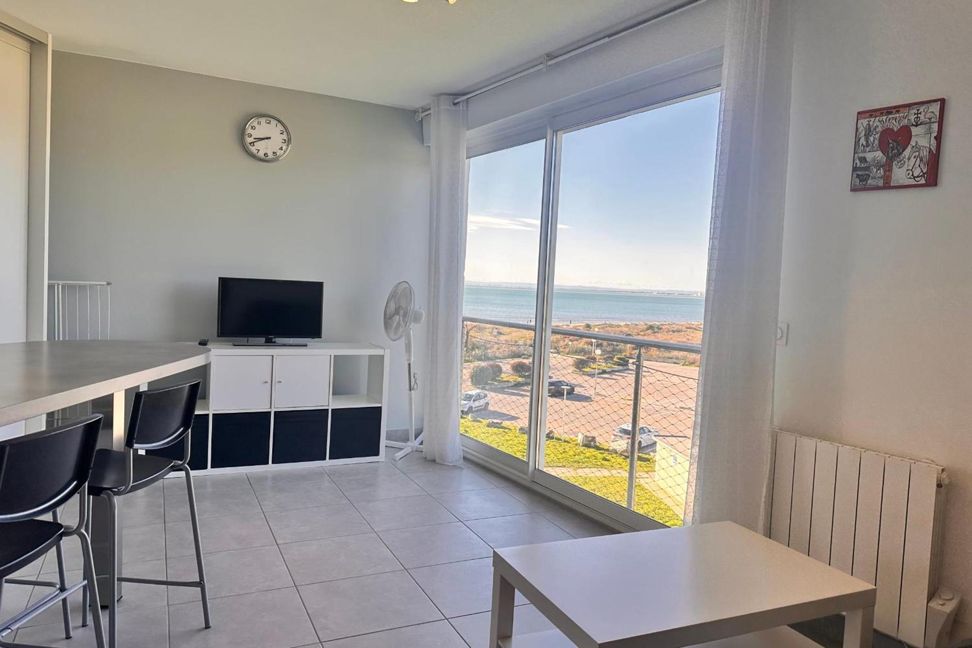 Les Pieds Dans Le Sable Appartement Vue Mer 1 Chambre 1 Cabine Le Grau-du-Roi Exterior photo