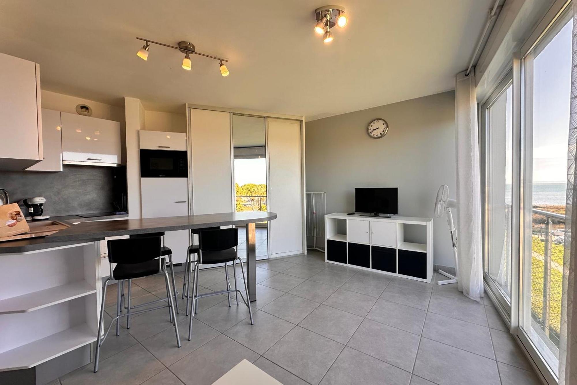 Les Pieds Dans Le Sable Appartement Vue Mer 1 Chambre 1 Cabine Le Grau-du-Roi Exterior photo