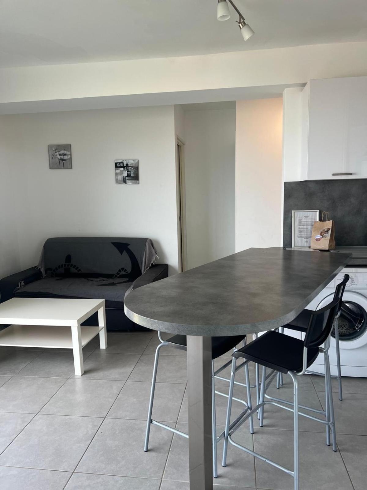 Les Pieds Dans Le Sable Appartement Vue Mer 1 Chambre 1 Cabine Le Grau-du-Roi Exterior photo