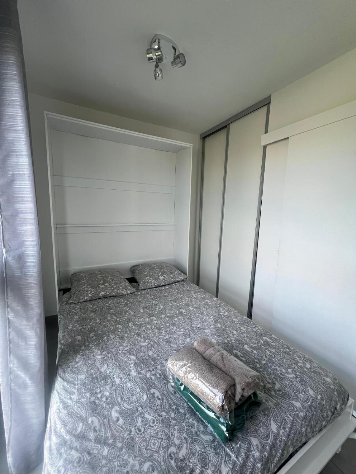 Les Pieds Dans Le Sable Appartement Vue Mer 1 Chambre 1 Cabine Le Grau-du-Roi Exterior photo